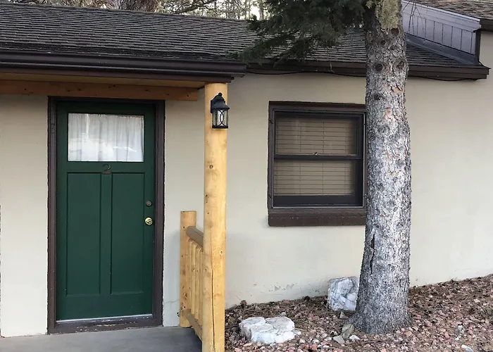 Villa: Rockerville Lodge & Cabins