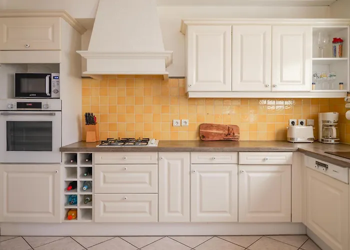 Très belle maison avec extérieur - quartier la Chaume - 4 chambres 8 personnes