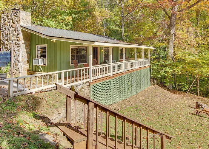 Beautiful Cold Mountain Views! Canton Cabin