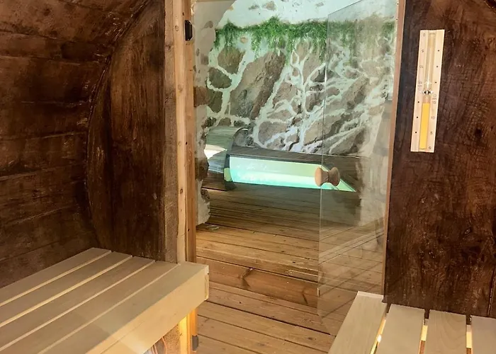Notre Viree V Studio avec piscine sauna et bassin a remous