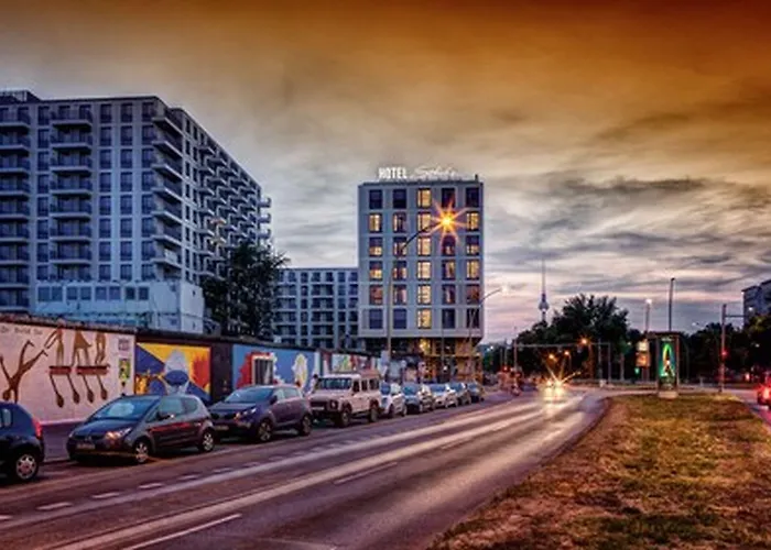 3 SterneHotel Schulz Berlin Wall At The East Side Gallery