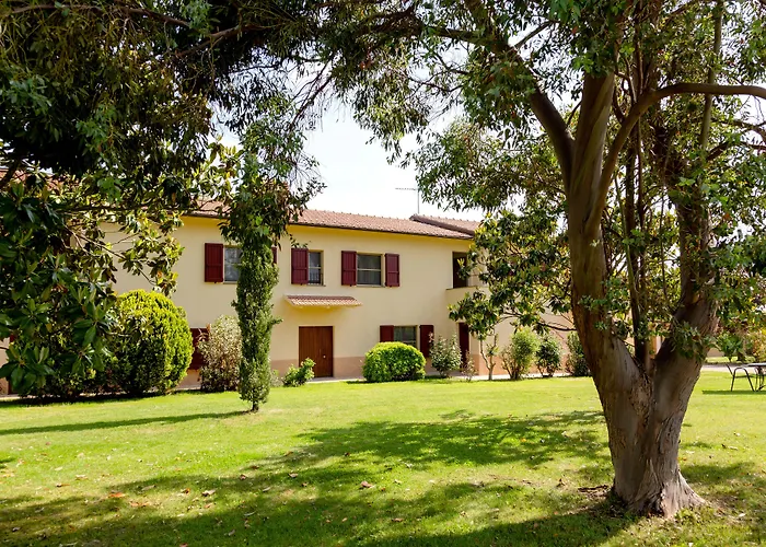 Hotel Con Piscina Tenuta Lamborghini Golf&Resort