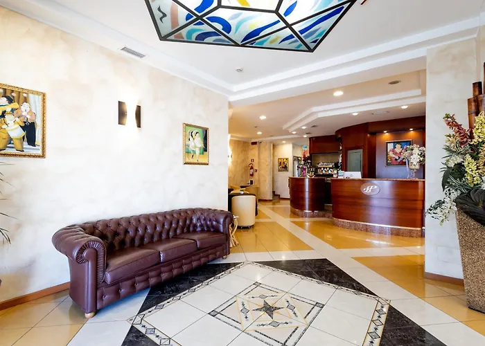 Hotel Con Piscina Palm Beach B&B Sea View