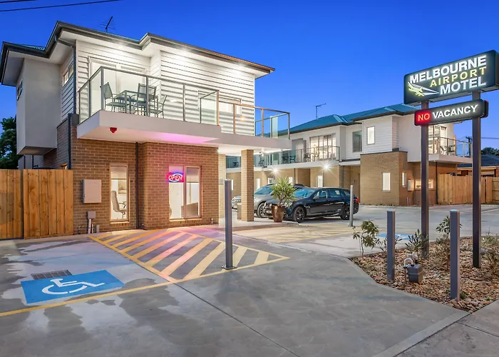 3 star hotels Melbourne Airport