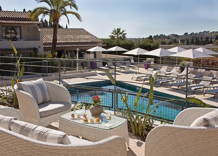 Hôtel pour familles: La Bastide De Biot