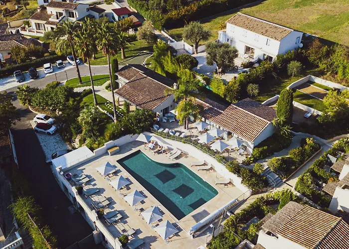 Hôtel pour familles: La Bastide De Biot