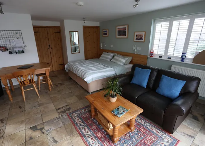 Lynton Lodge Studios