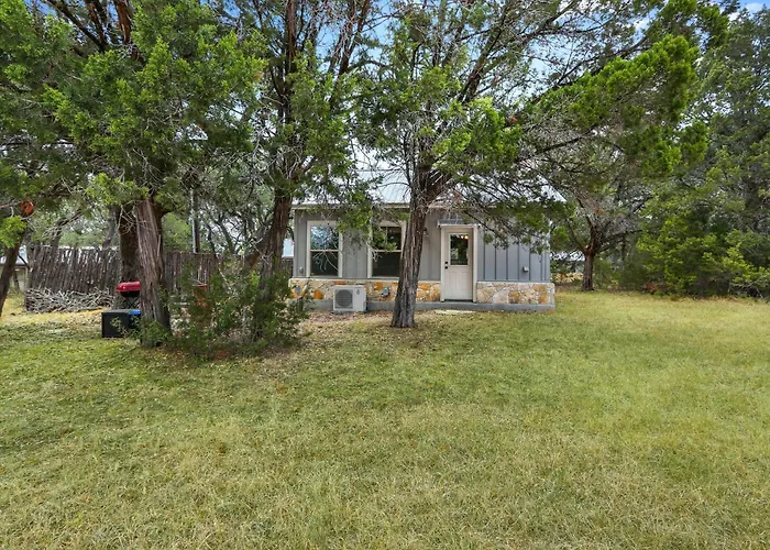 Cabins At Flite Acres - Texas Sage