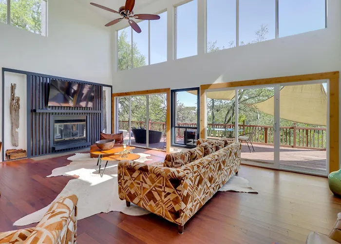 Waterfront Lake Travis Luxury Home W/ Large Deck!