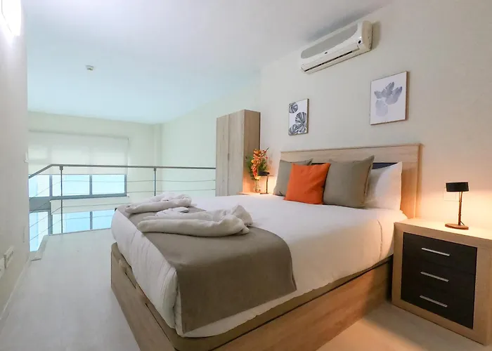 Oshun Sanchinarro Seasonal Living Lofts
