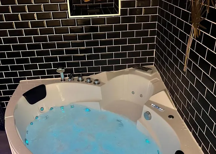 Appartement Jacuzzi Gold&Night