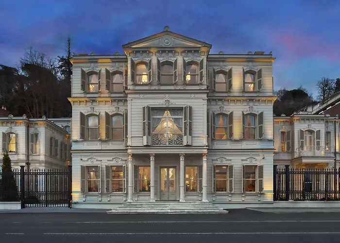 Self Catering: Kocatas Mansions