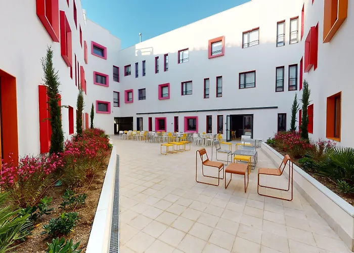  Residencia Universitaria Resa Málaga Centro