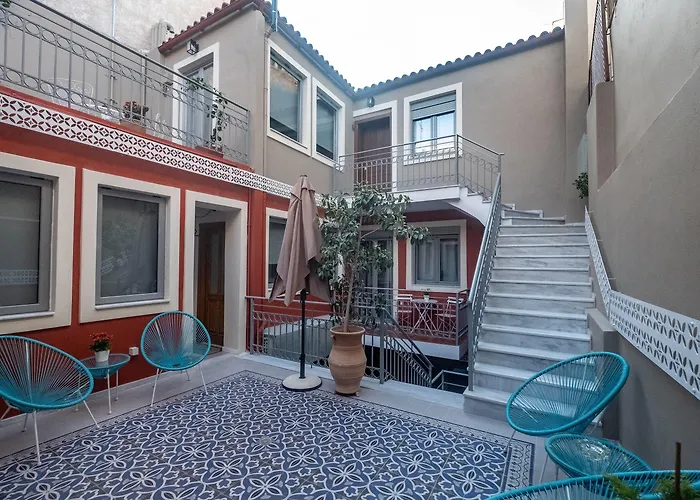 Athenian Yard Suites