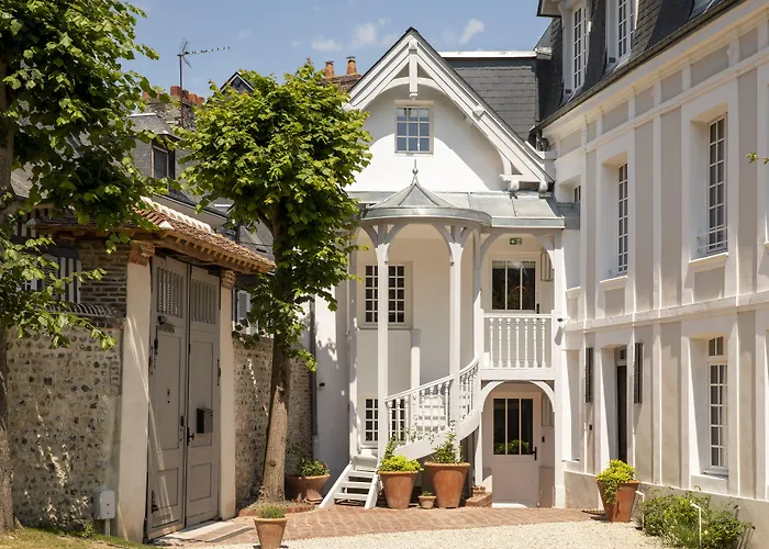 Saint-Delis - La Maison Du Peintre - Relais&Châteaux