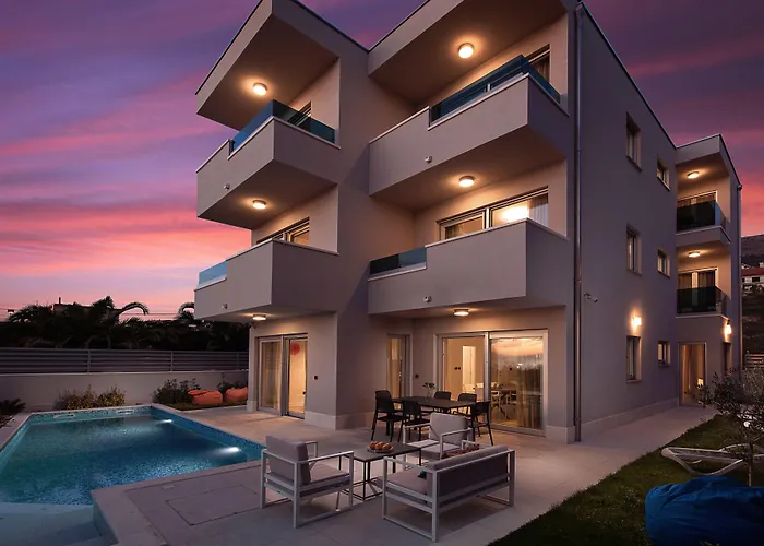 Luxury Villa Karla