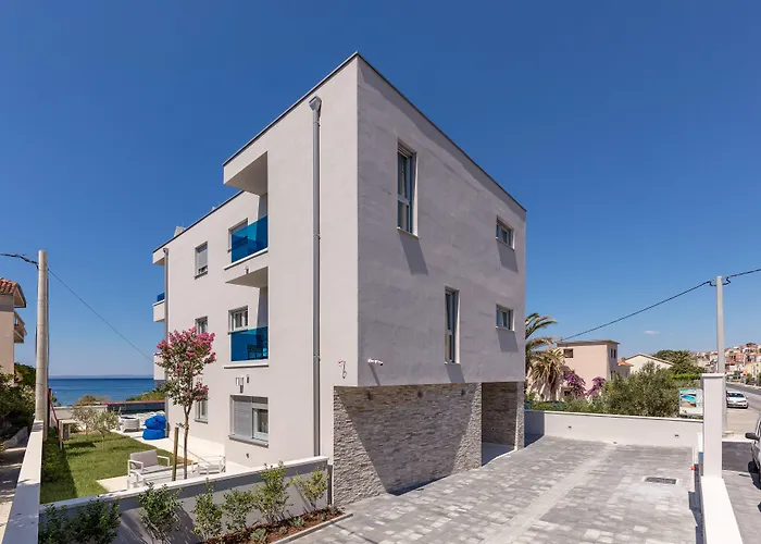 Luxury Villa Karla