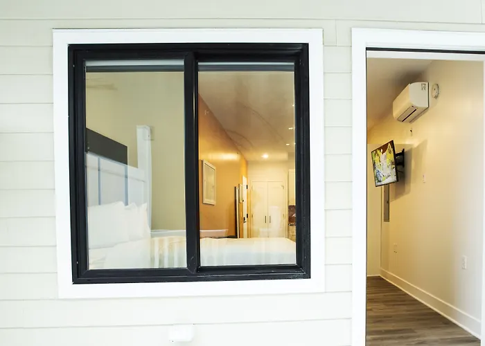 Cheap hotel: Peachtree Suites - Jersey City