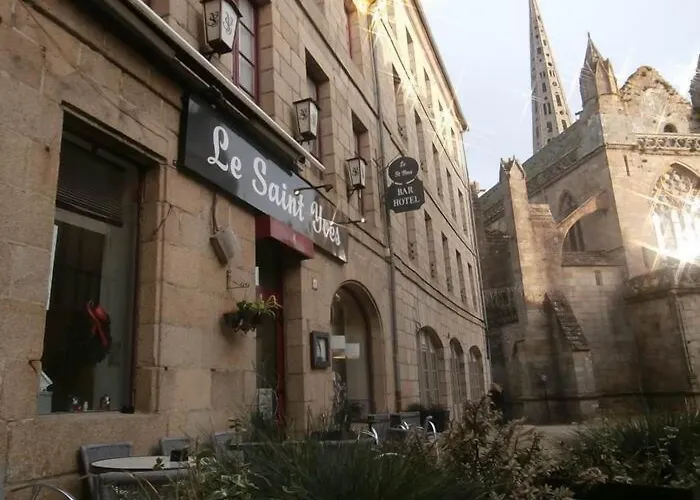 Hôtel Le Saint Yves