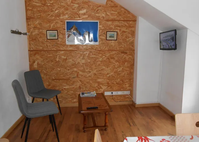 location MIRANDE 2 chambres 4 couchages 9 quartier Pon