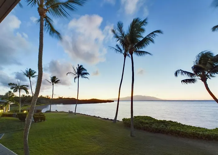 Oceanfront True 2 Bedroom Wlanai On Molokai