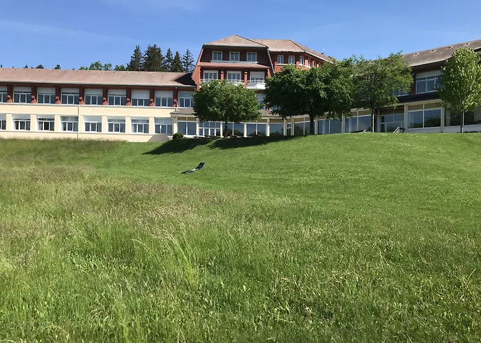 L'ESCANDILLE Village Vacances