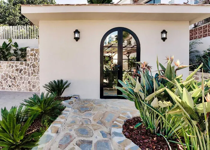 Villa Jazmine Exquisite Oasis Nuva Andalucia