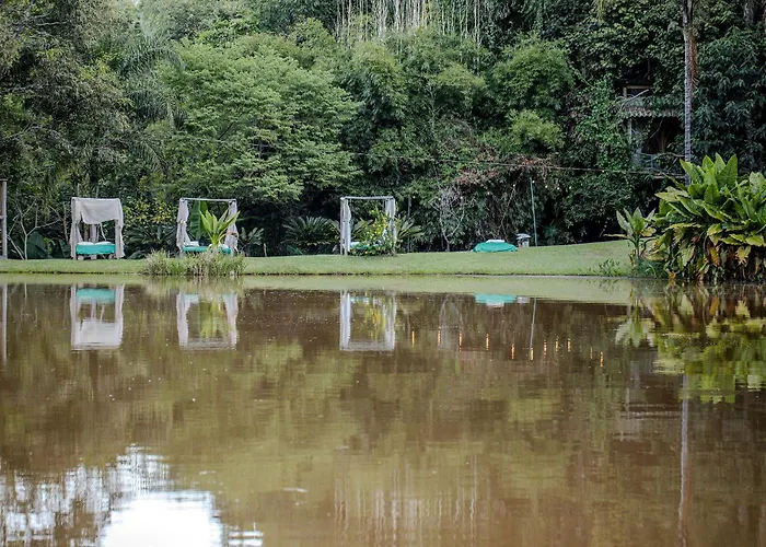 Casa de Vidro 2, há 90km de São Paulo, com Lago, Piscina, Caiaque, Stand UP, Cascata e Escorrega no Lago - Quinta do Vale Itatiba