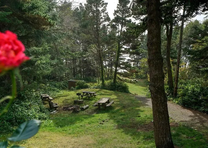Gorgeous A-Frame By The Beach In Otter Rock, Oregon