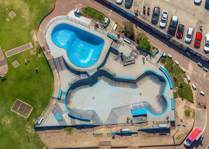 Apartment: Belles Bondi Beach Apartments - 1 And 2 Bedroom Stays - 500M To Beach