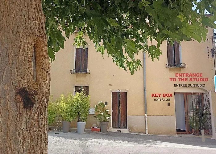 Studio privé - maison de village