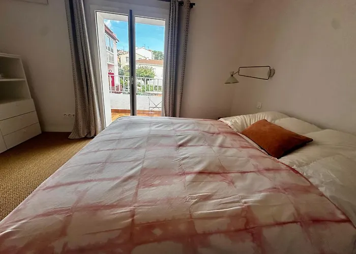 Port-Vendres: Superbe T2 proche des quais pour un séjour romantique - FR-1-309-531