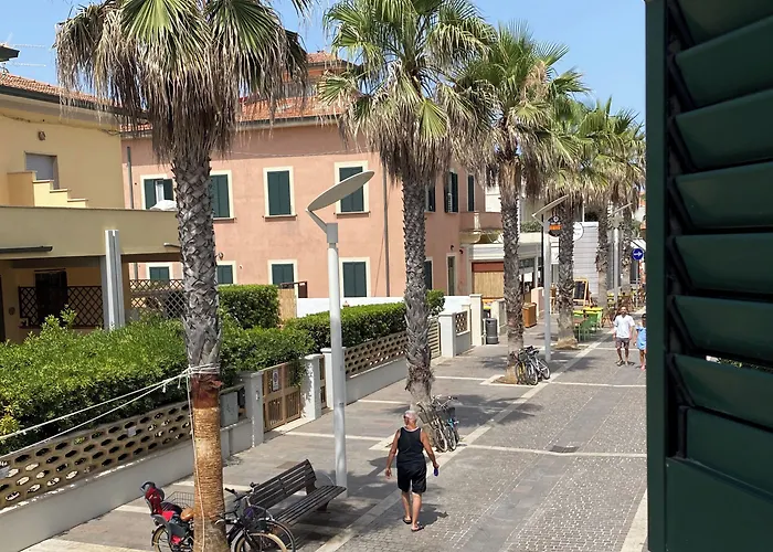 Hotel familiare: Bed & Parking Cecina Rooms