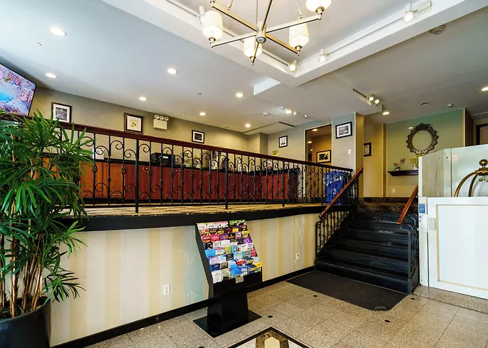 Airport Hotel: Sky Hotel Flushing/Laguardia Airport