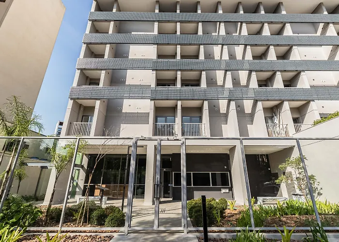 Apartamento: Charlie Houx - Studios Super Confortáveis em Pinheiros ao lado do metrô e poucos passos da Faria Lima