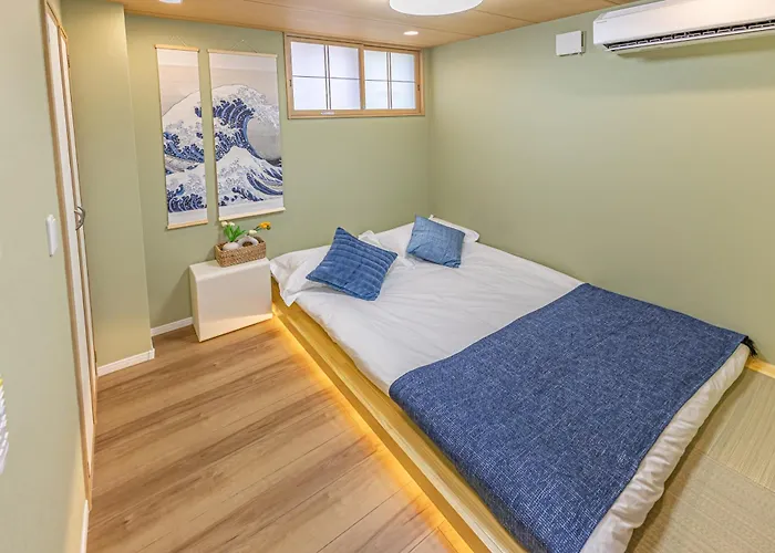 7 Min Walk From Jr Yamanote Line Uguisudani Spacious 4-Bedroom House Near Ueno & Asakusa With Parking