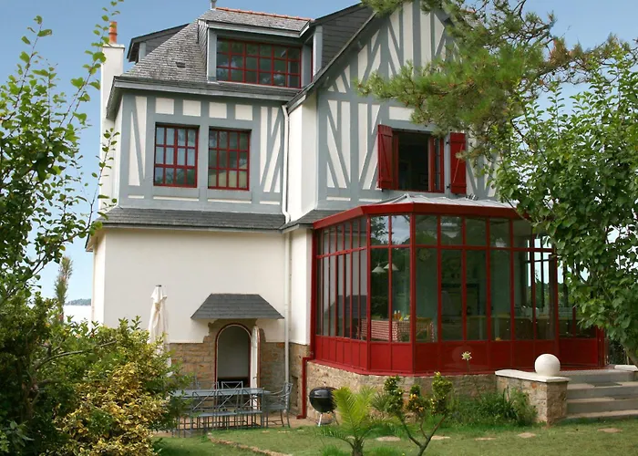 Villa Ty Marie Ile aux Moines sur la plage vue mer à 180 dégrés