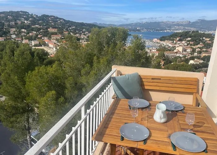 Vue mer incroyable, piscine, tennis et accès plage - 3 chambres