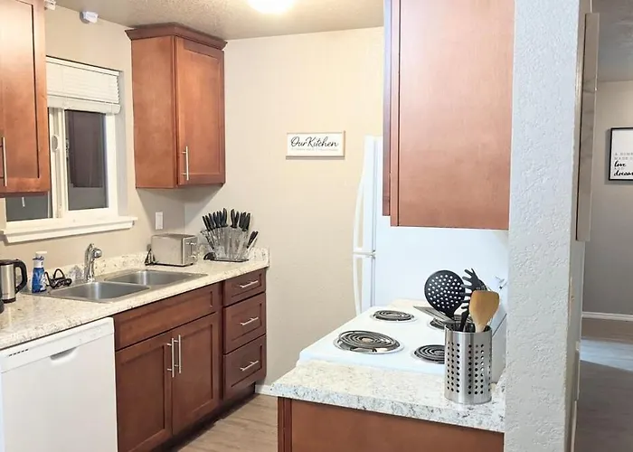 Beautiful Midtown Apartment