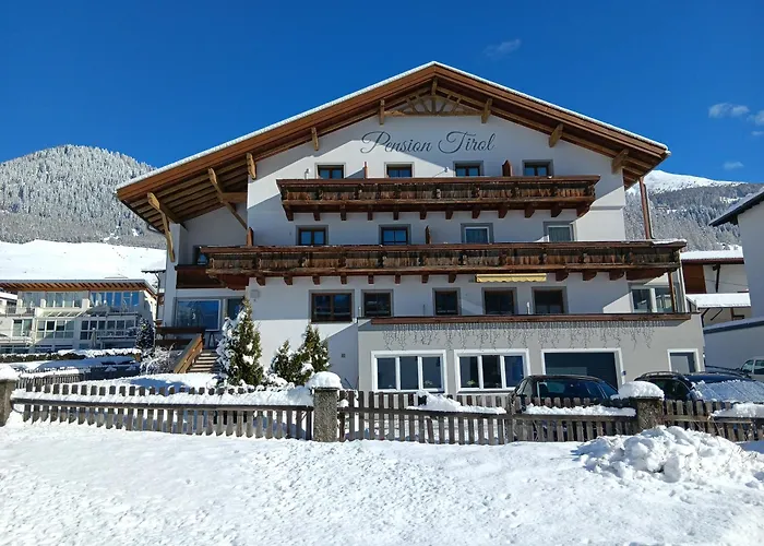 Hotel mit Tennis: Pension Tirol