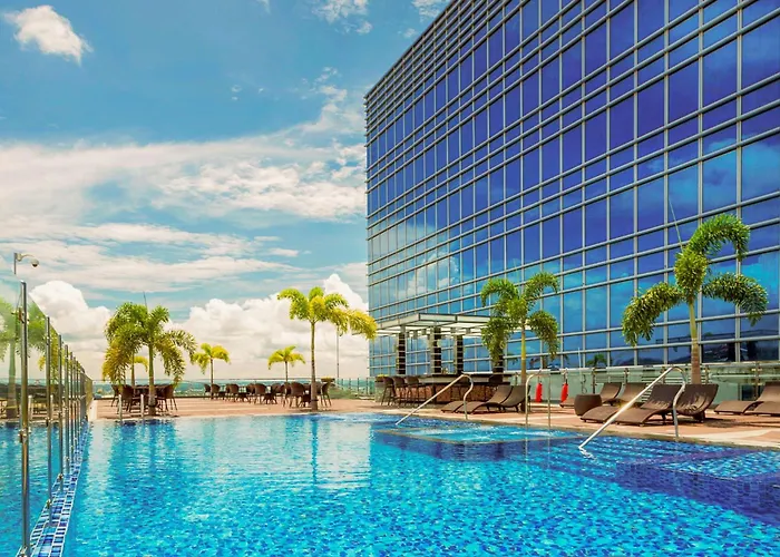 Luxury hotel only: Richmonde Hotel Iloilo