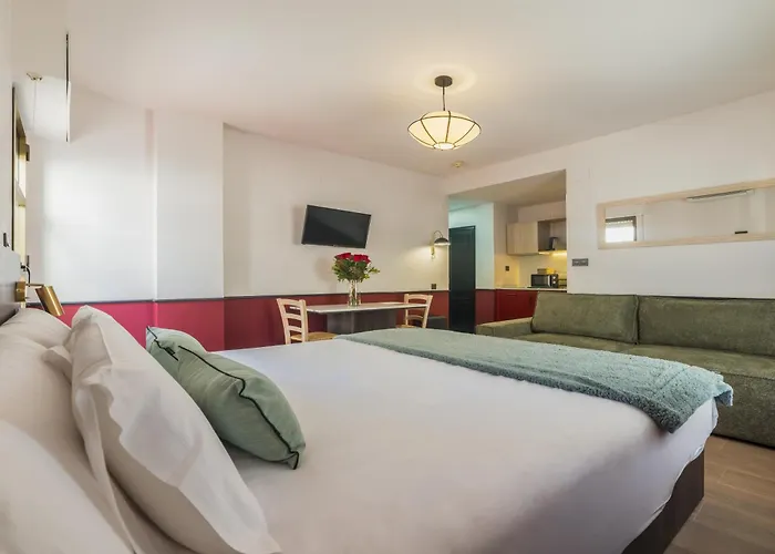 Apartahotel: Home Granada Trinidad