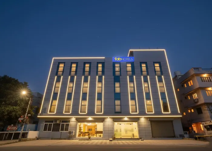 Airport Hotel: Via Kapashera Residency