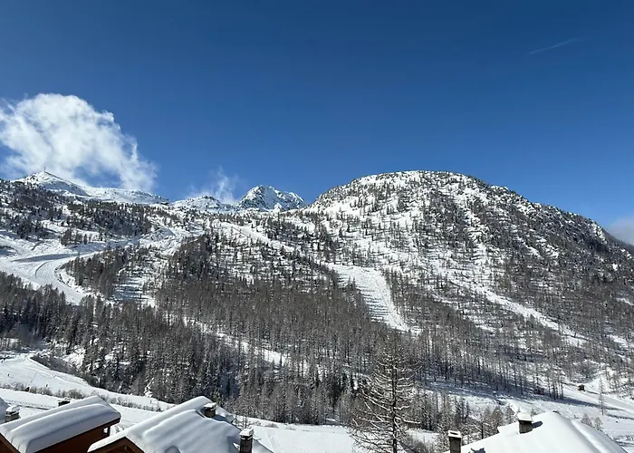 Les terrasses d Isola B avec parking couvert inclus proche des pistes et de la galerie, résidence récente