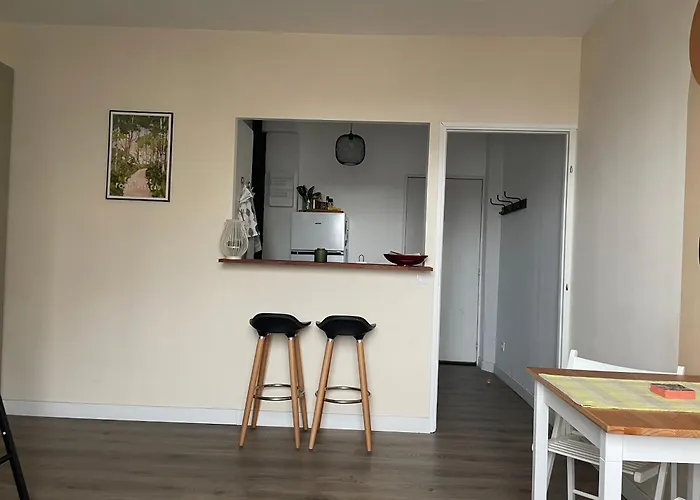 Studio 4 Emplacement Idéal entre Château et Centre