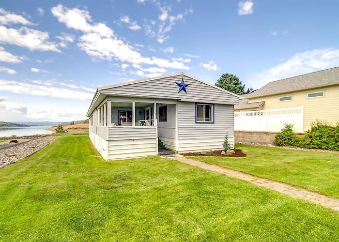 Seven Bays Vacation Rental On Lake Roosevelt!