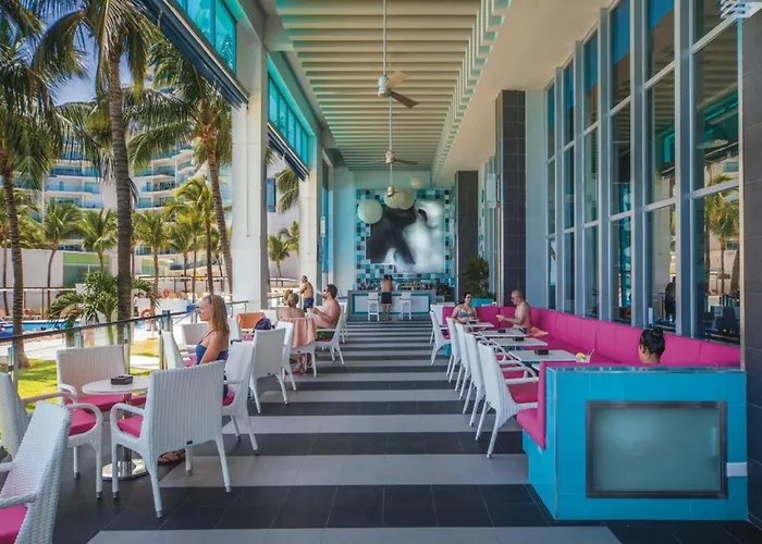 Hotel Spa: Riu Cancun (Adults Only)