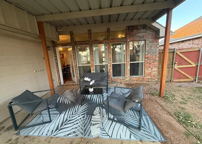 Rockwall Harbor Retreat