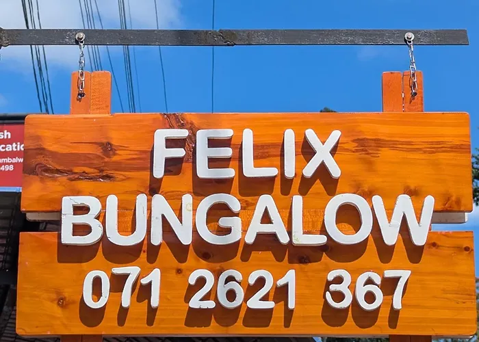 Felix Holiday Bungalow