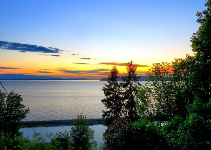 Sweet Lil Casita Puget Sound Hideaway